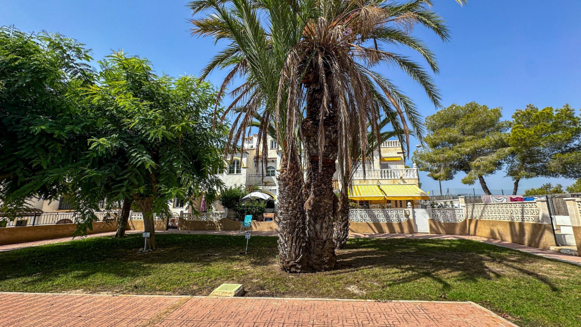 Reventa - Adosado -
San Miguel de Salinas - Bellavista