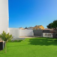 Reventa - Adosado -
Torrevieja - Aguas Nuevas 1