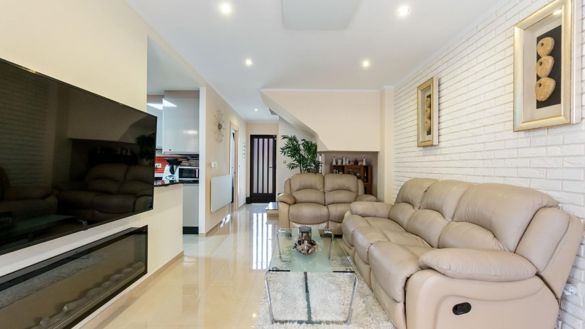 Reventa - Adosado -
Torrevieja - Aguas Nuevas