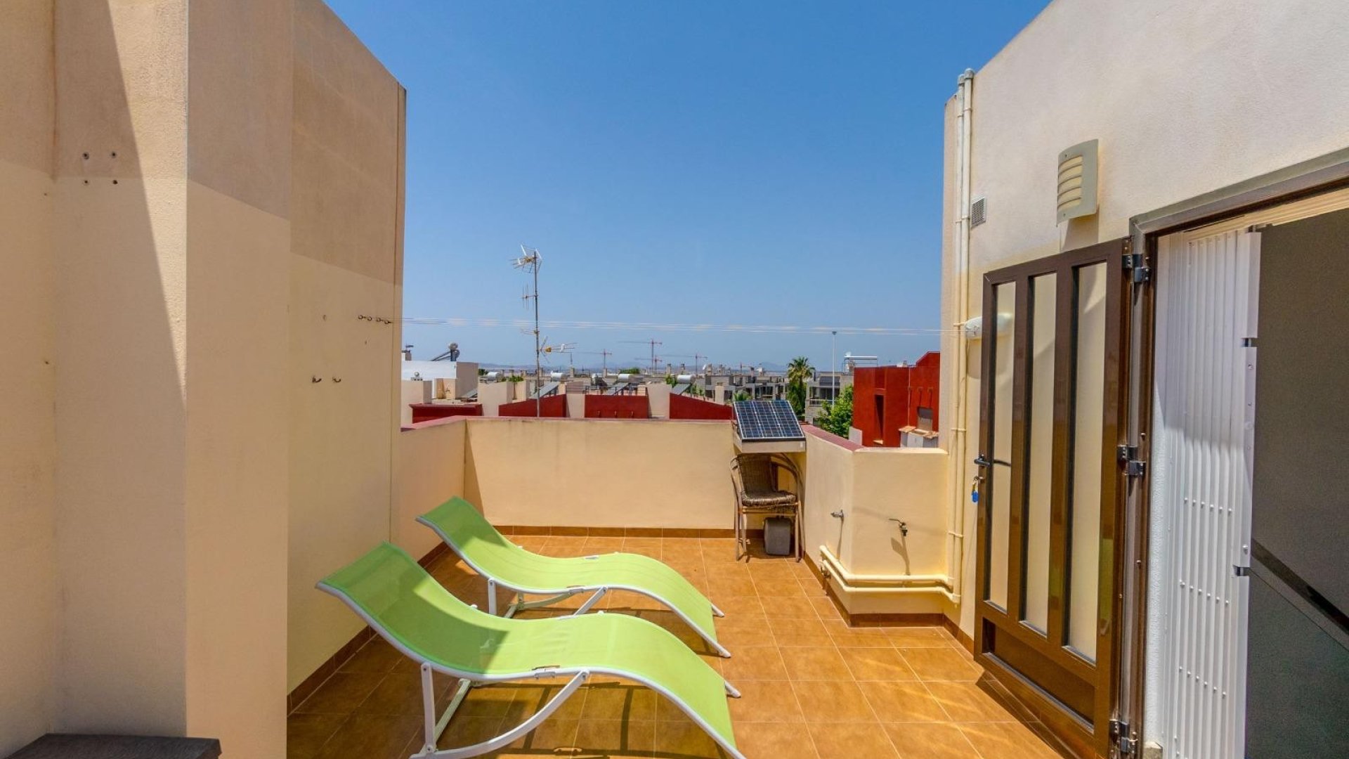 Reventa - Adosado -
Torrevieja - Aguas Nuevas