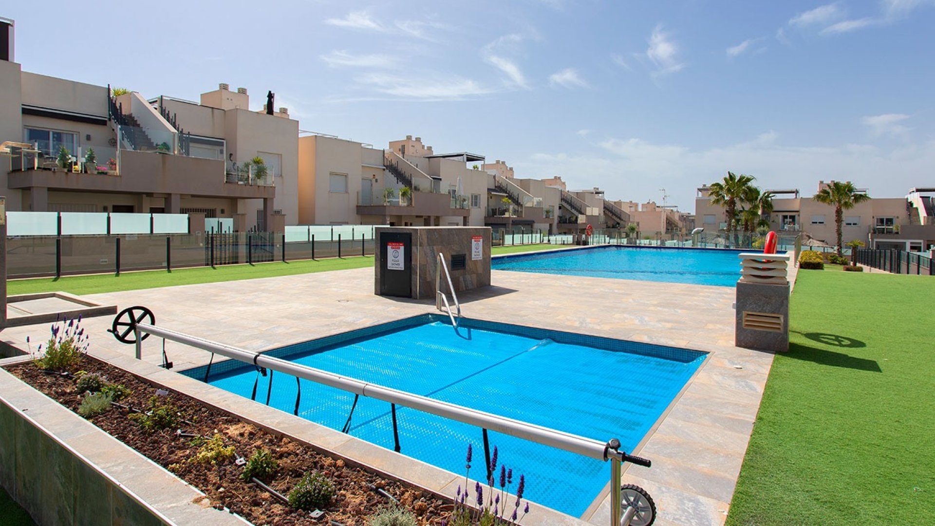 Reventa - Adosado -
Torrevieja - Aguas Nuevas