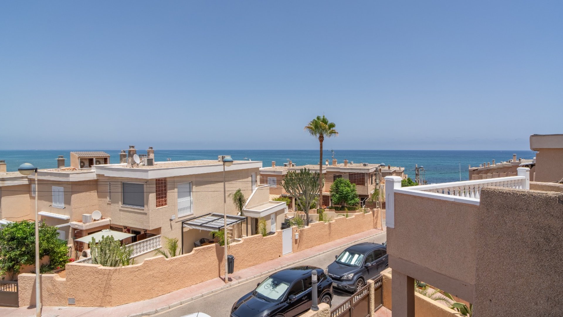 Reventa - Adosado -
Torrevieja - Cabo Cervera