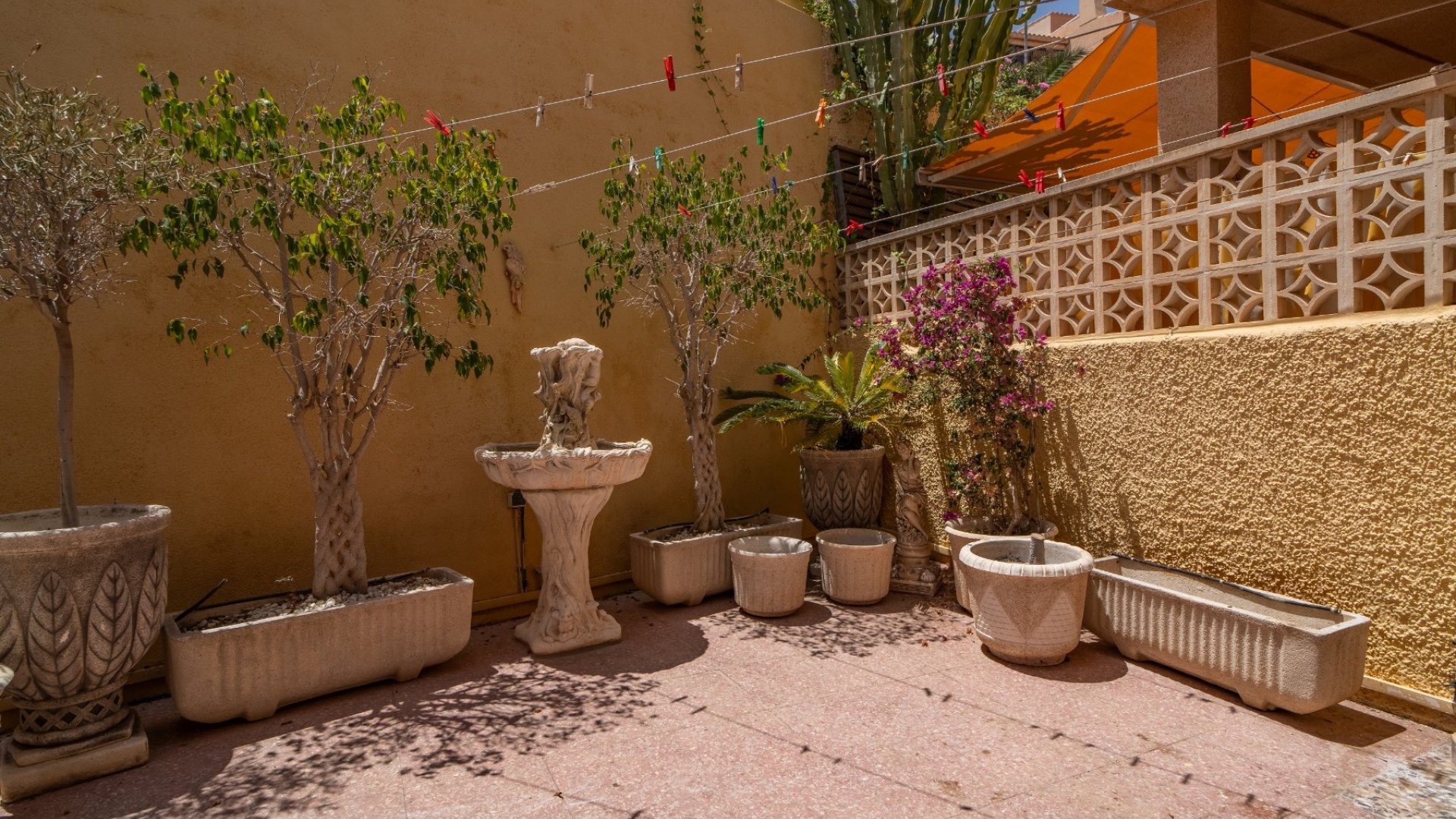 Reventa - Adosado -
Torrevieja - Cabo Cervera