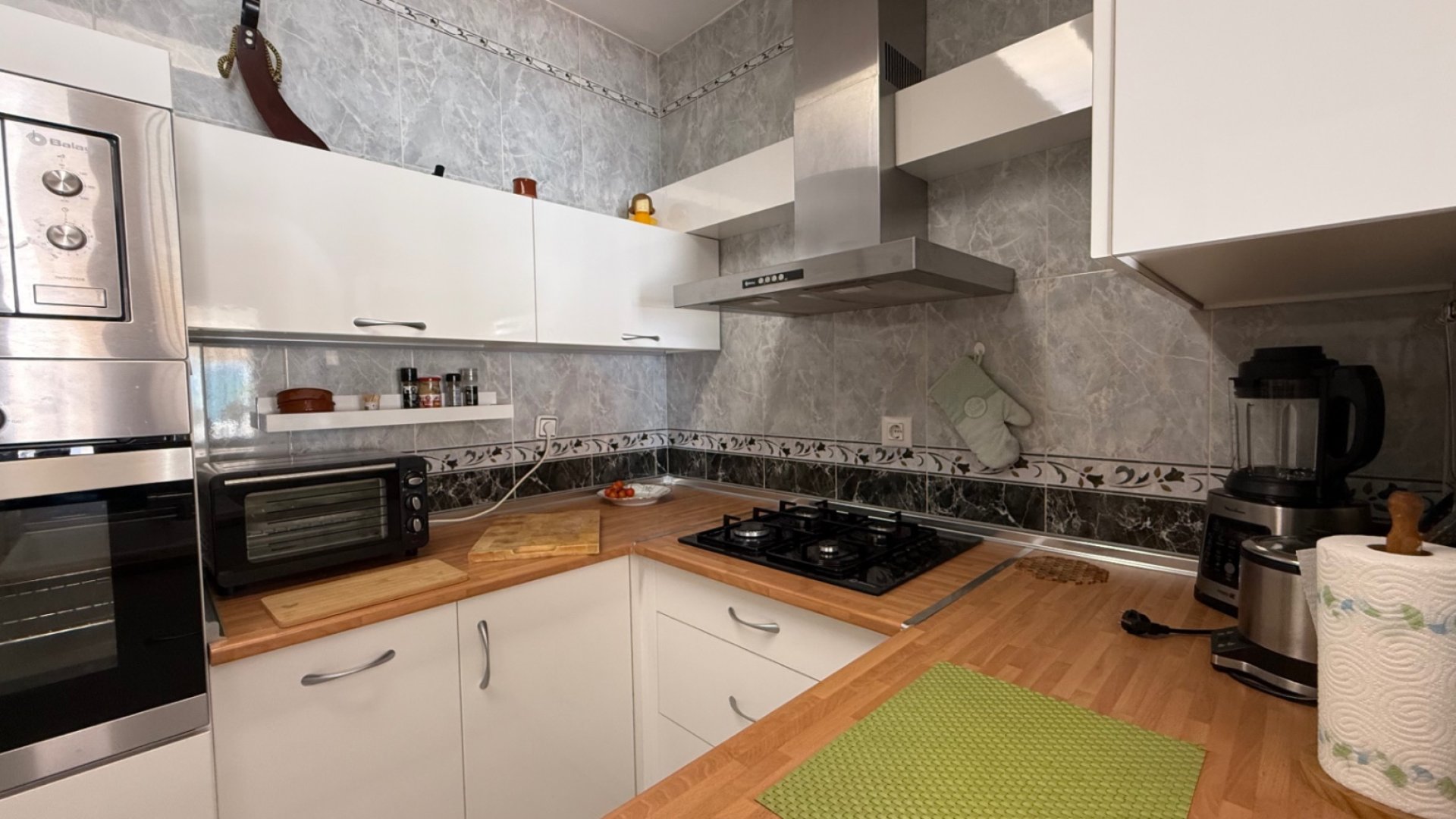 Reventa - Adosado -
Torrevieja - Costa Blanca