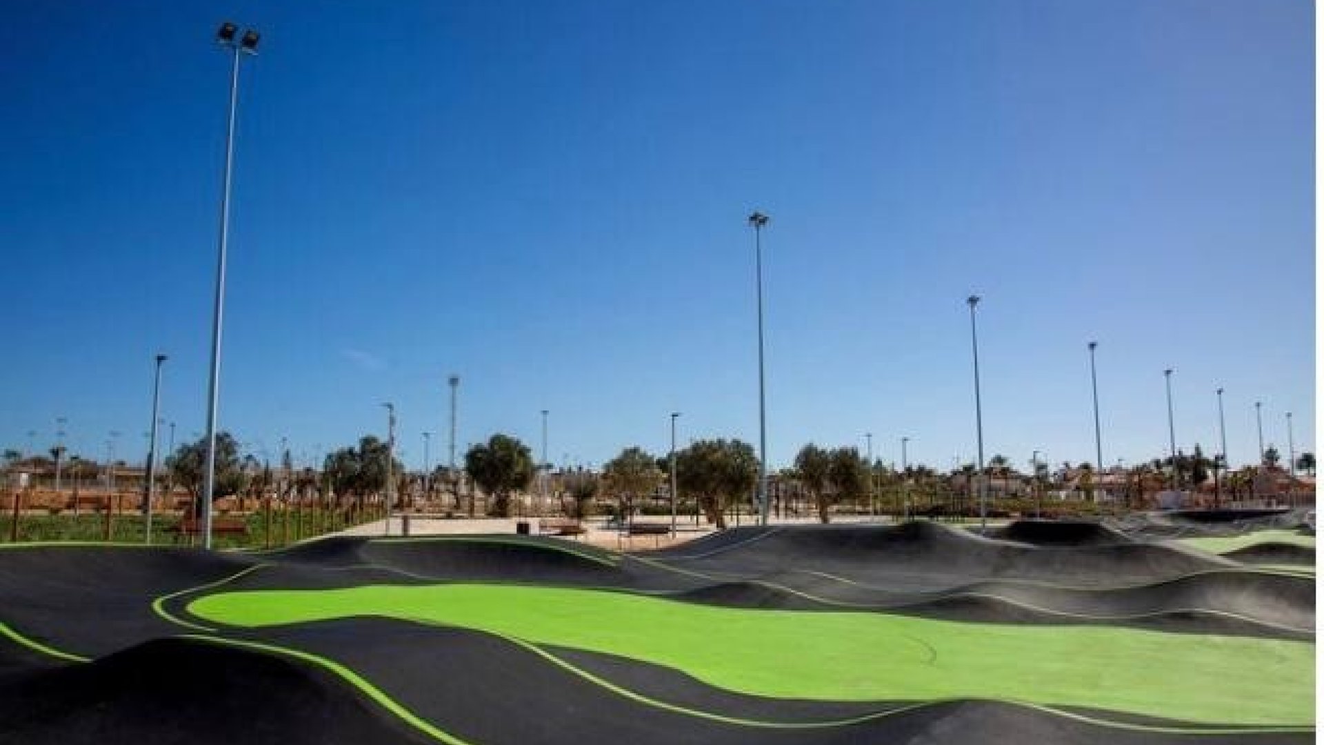 Reventa - Adosado -
Torrevieja - El Chaparral