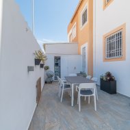 Reventa - Adosado -
Torrevieja - El Limonar