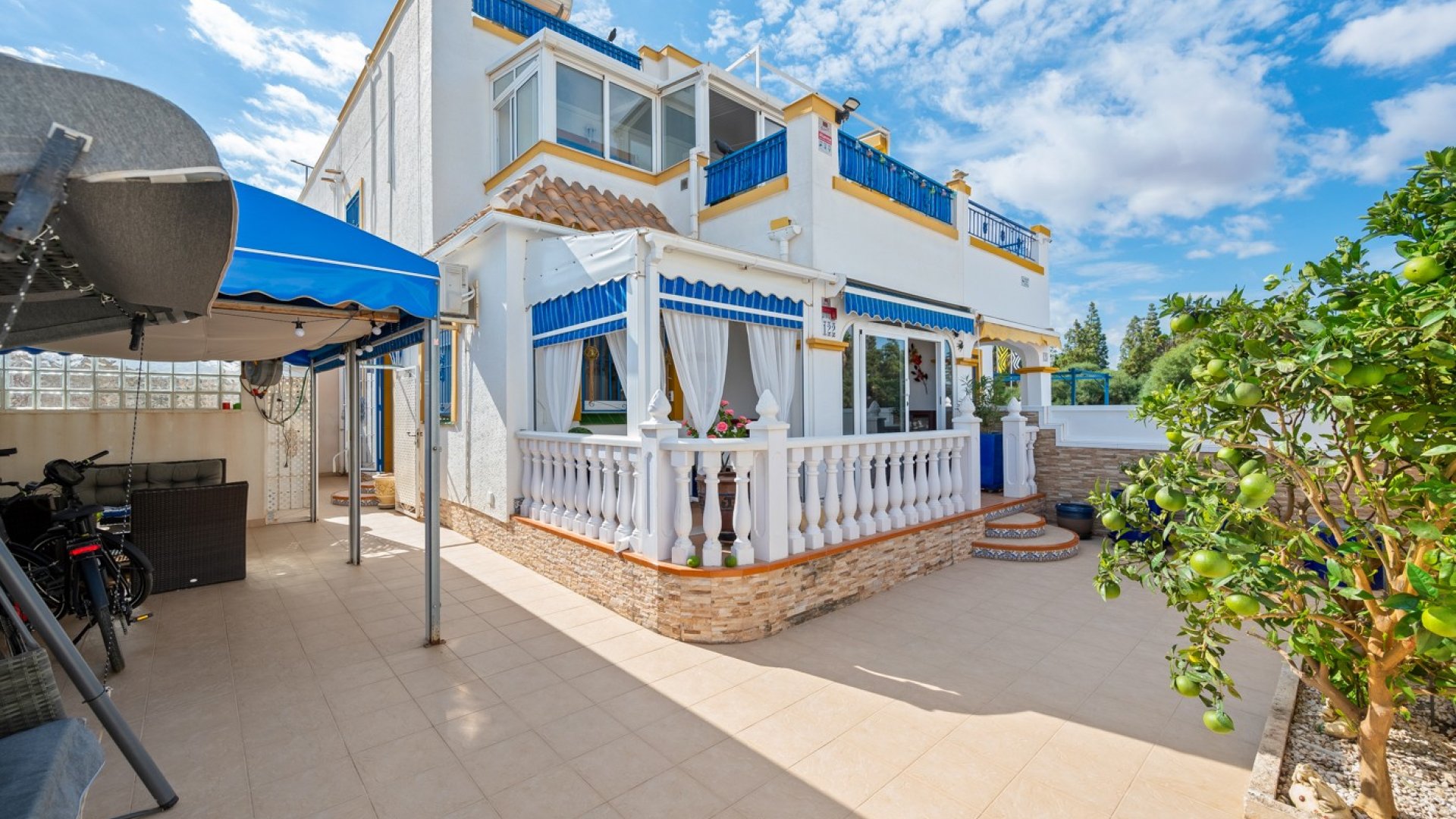 Reventa - Adosado -
Torrevieja - Habaneras