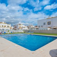 Reventa - Adosado -
Torrevieja - Habaneras