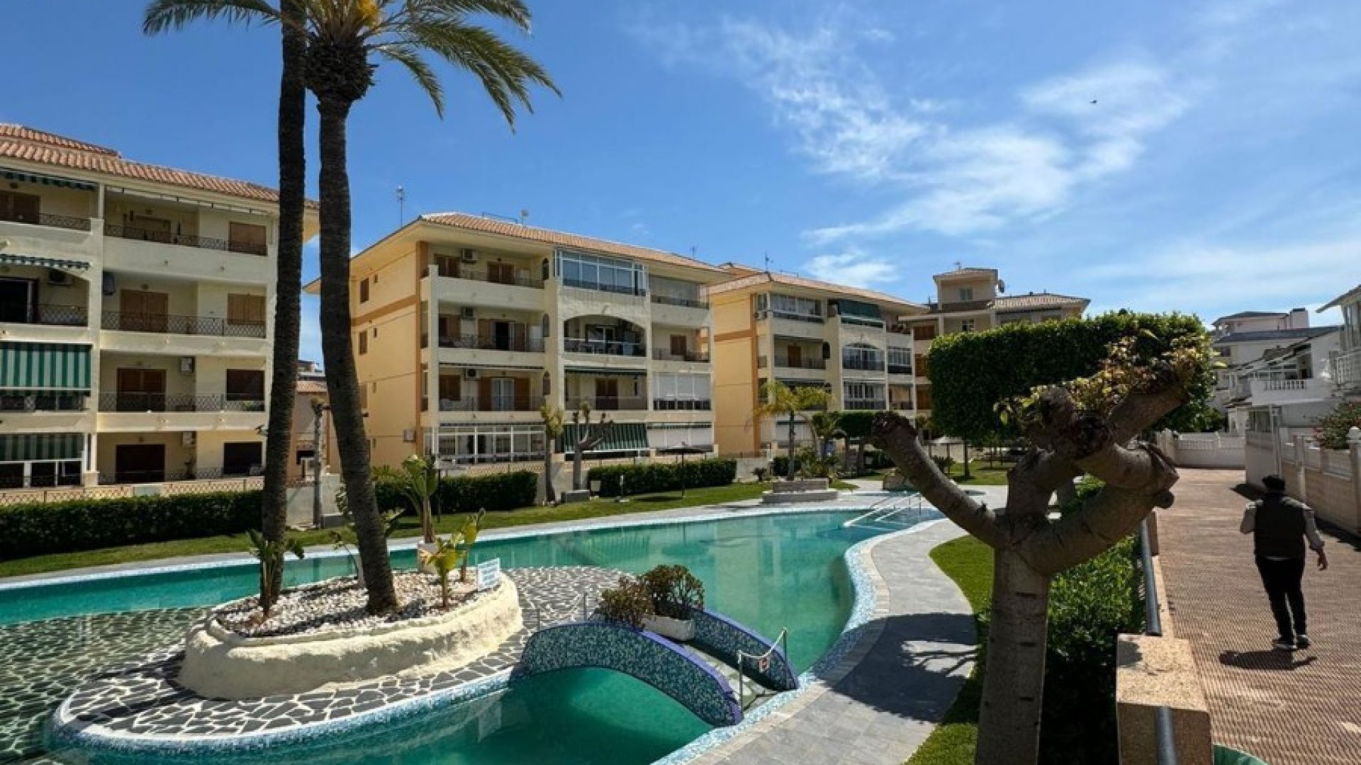 Reventa - Adosado -
Torrevieja - La Mata