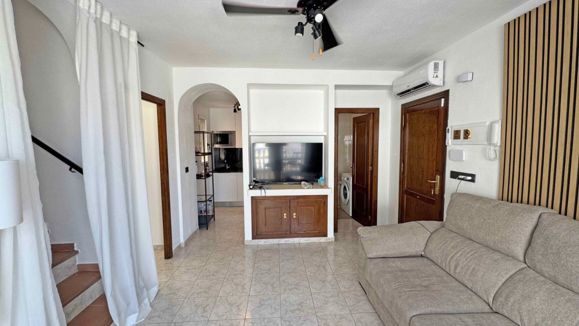 Reventa - Adosado -
Torrevieja - La Mata