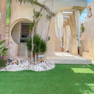 Reventa - Adosado -
Torrevieja - La Siesta