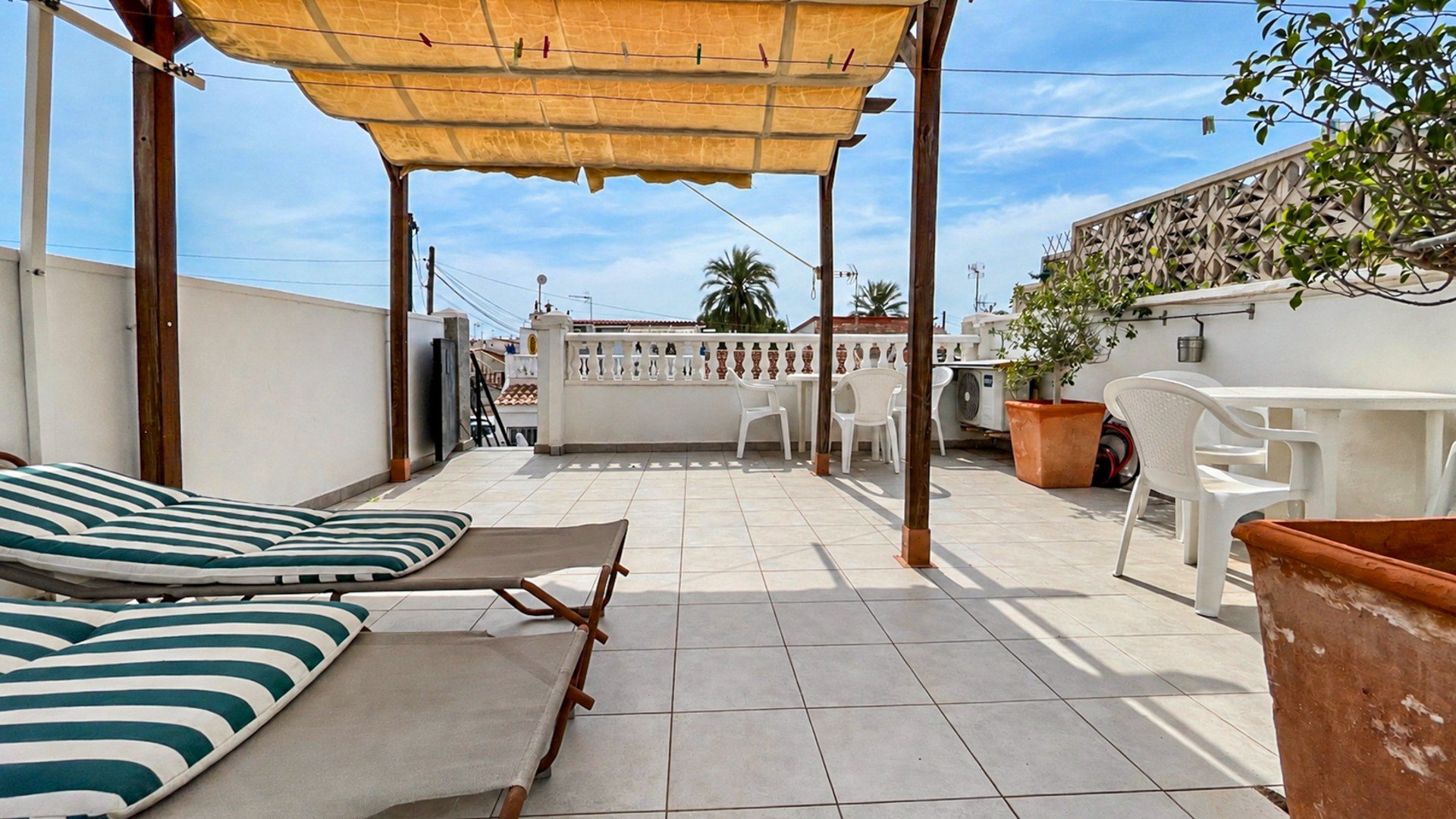 Reventa - Adosado -
Torrevieja - La Siesta