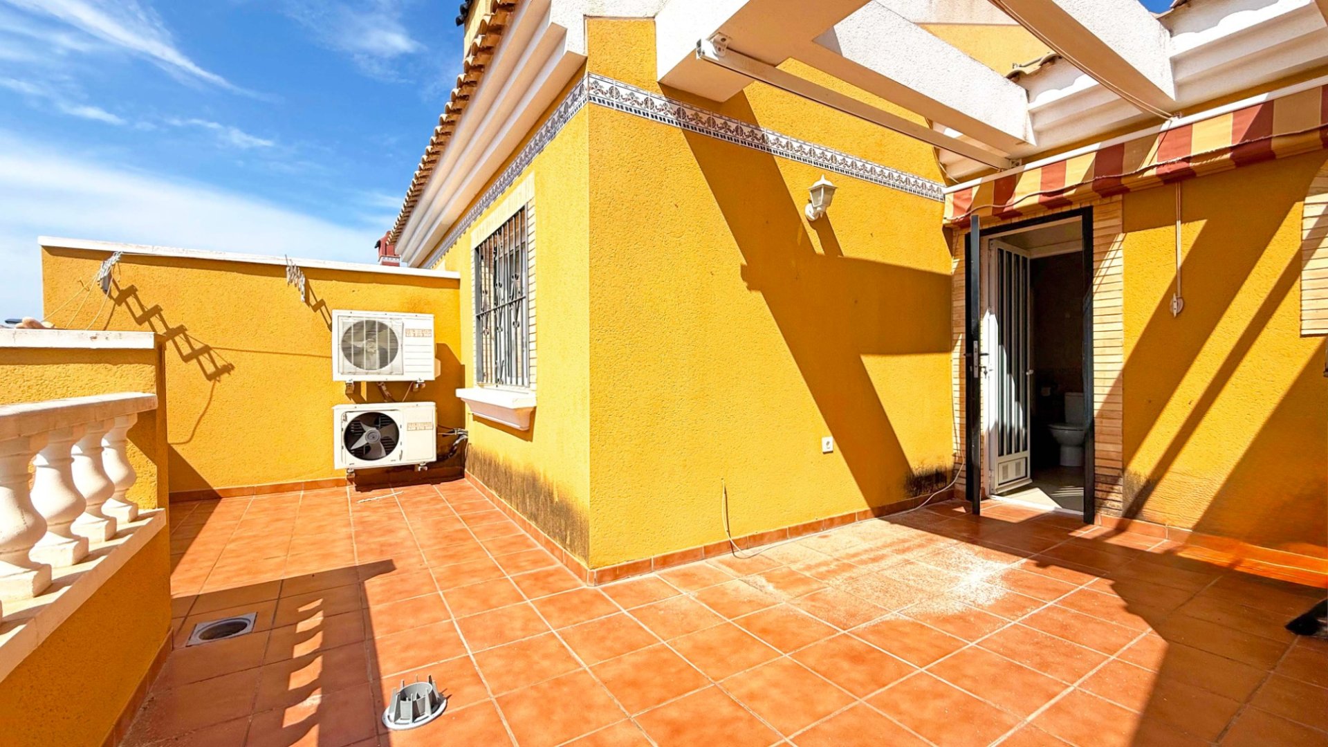 Reventa - Adosado -
Torrevieja - La Siesta