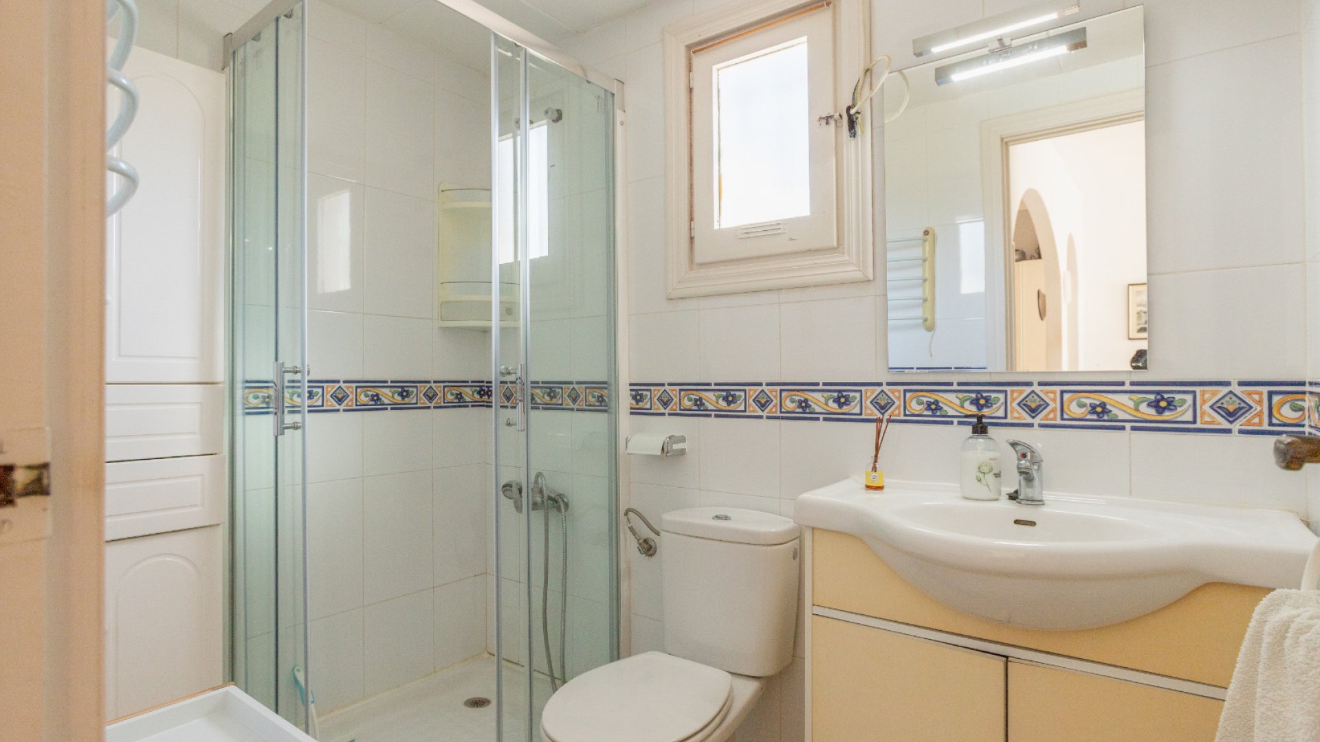 Reventa - Adosado -
Torrevieja - Lago Jardin