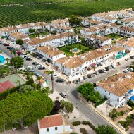 Reventa - Adosado -
Torrevieja - Lago Jardin