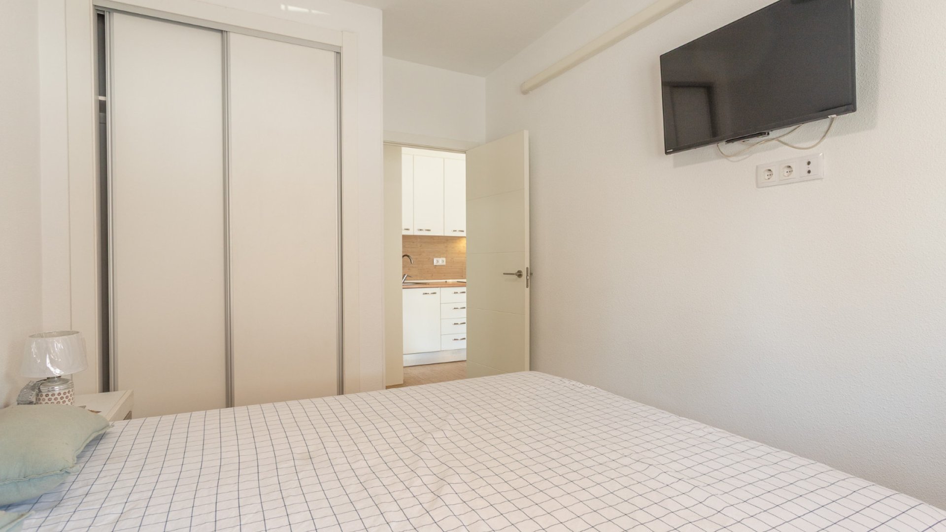 Reventa - Adosado -
Torrevieja - Lago Jardin