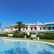 Reventa - Adosado -
Torrevieja - Lago Jardin