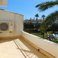 Reventa - Adosado -
Torrevieja - Lago Jardin