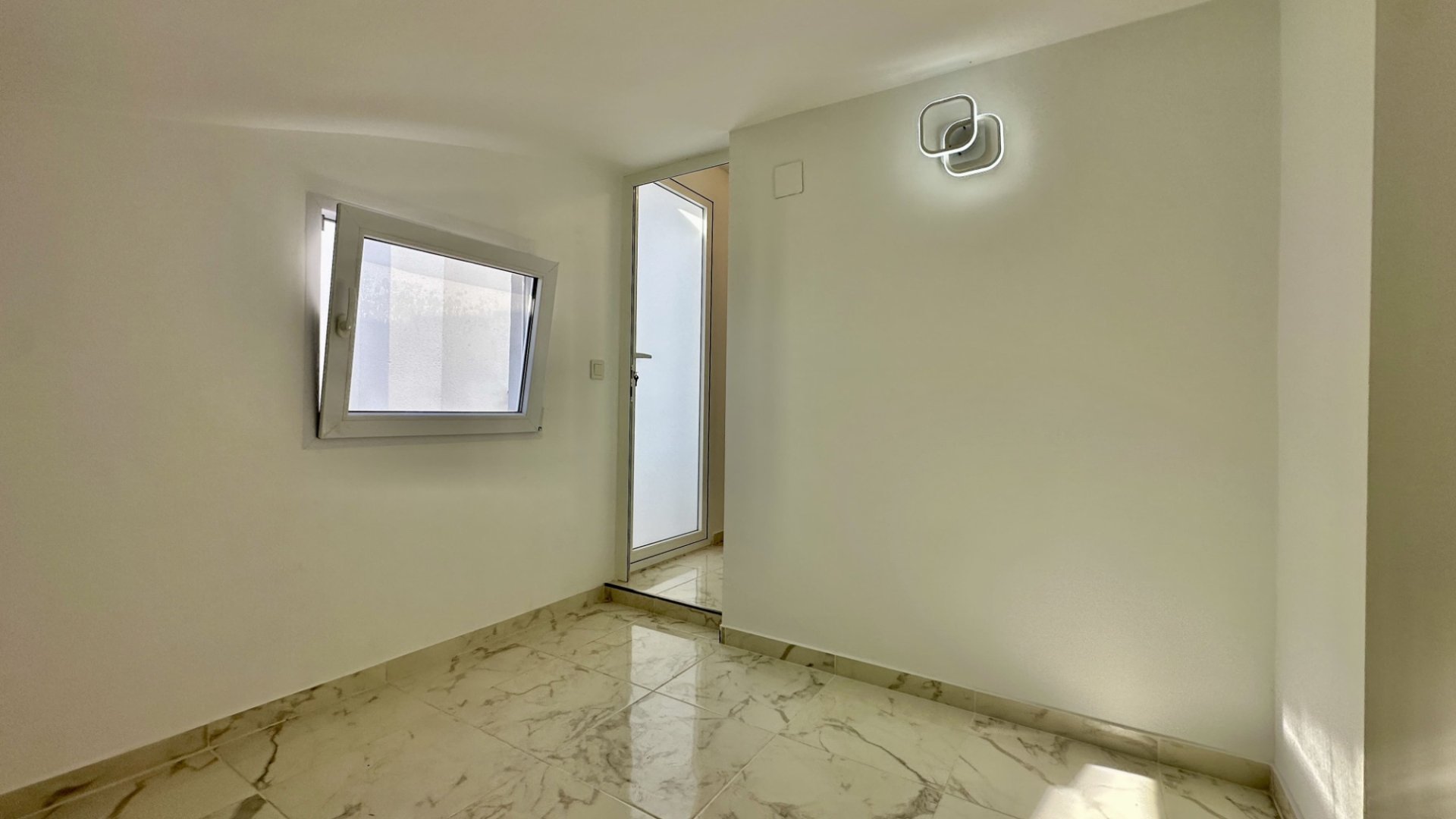 Reventa - Adosado -
Torrevieja - Los Balcones