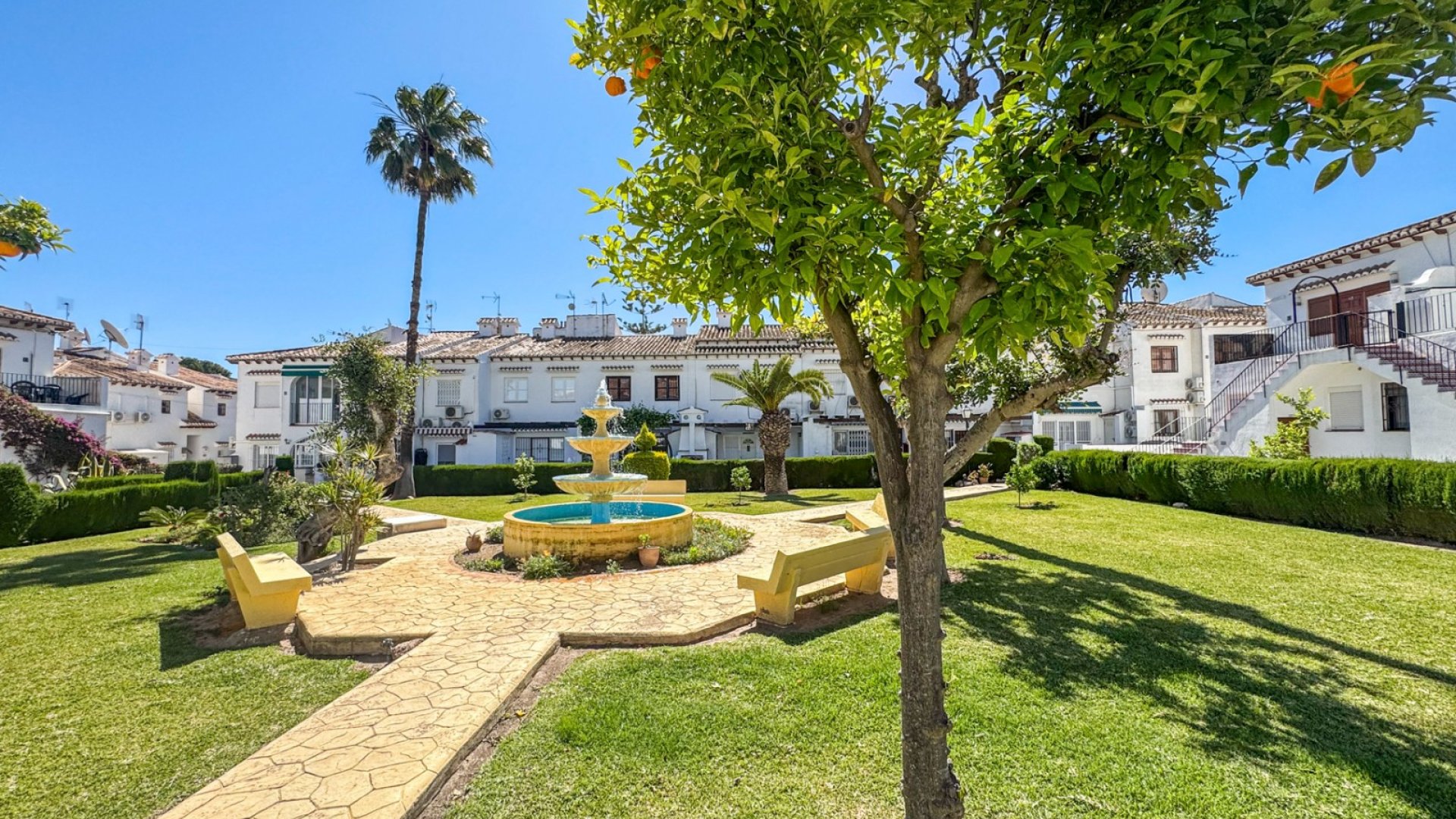 Reventa - Adosado -
Torrevieja - Los Balcones