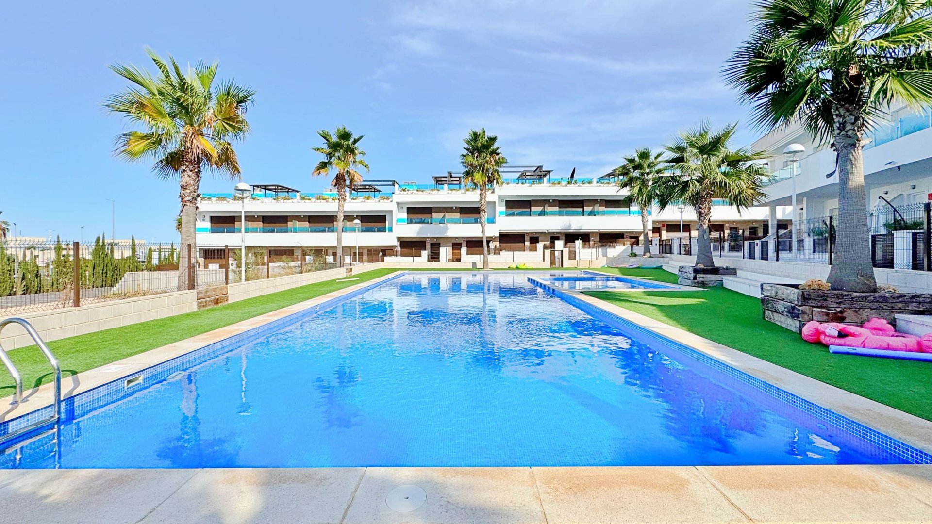 Reventa - Adosado -
Torrevieja - Los Balcones