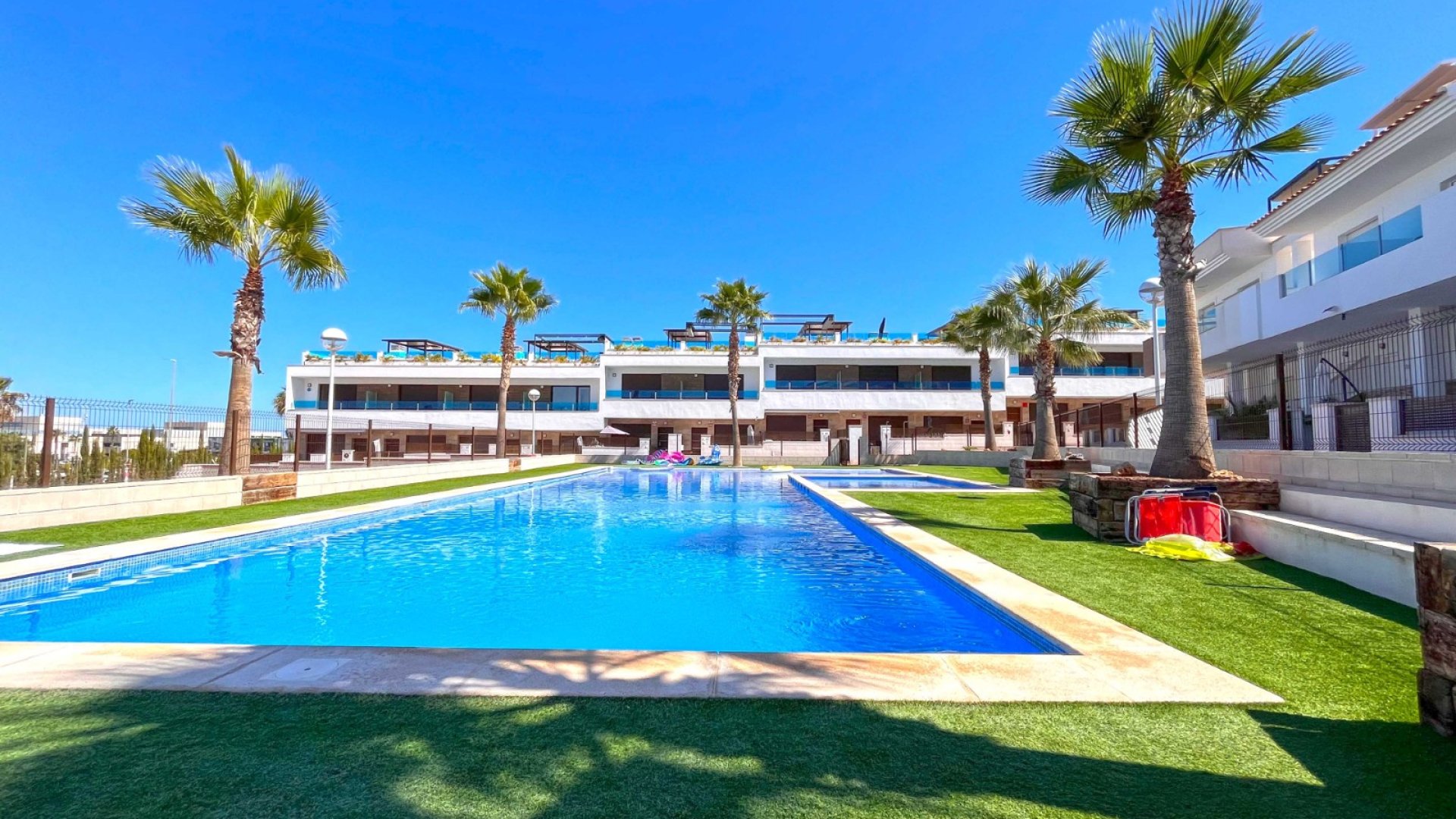 Reventa - Adosado -
Torrevieja - Los Balcones