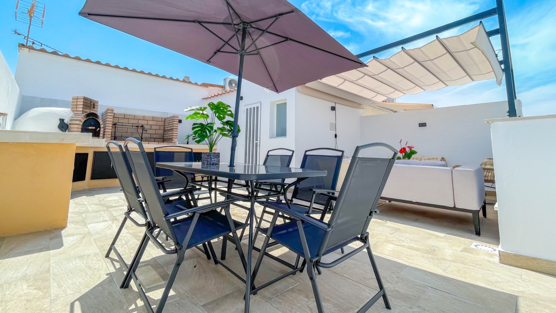 Reventa - Adosado -
Torrevieja - Nueva Torrevieja - Aguas Nuevas