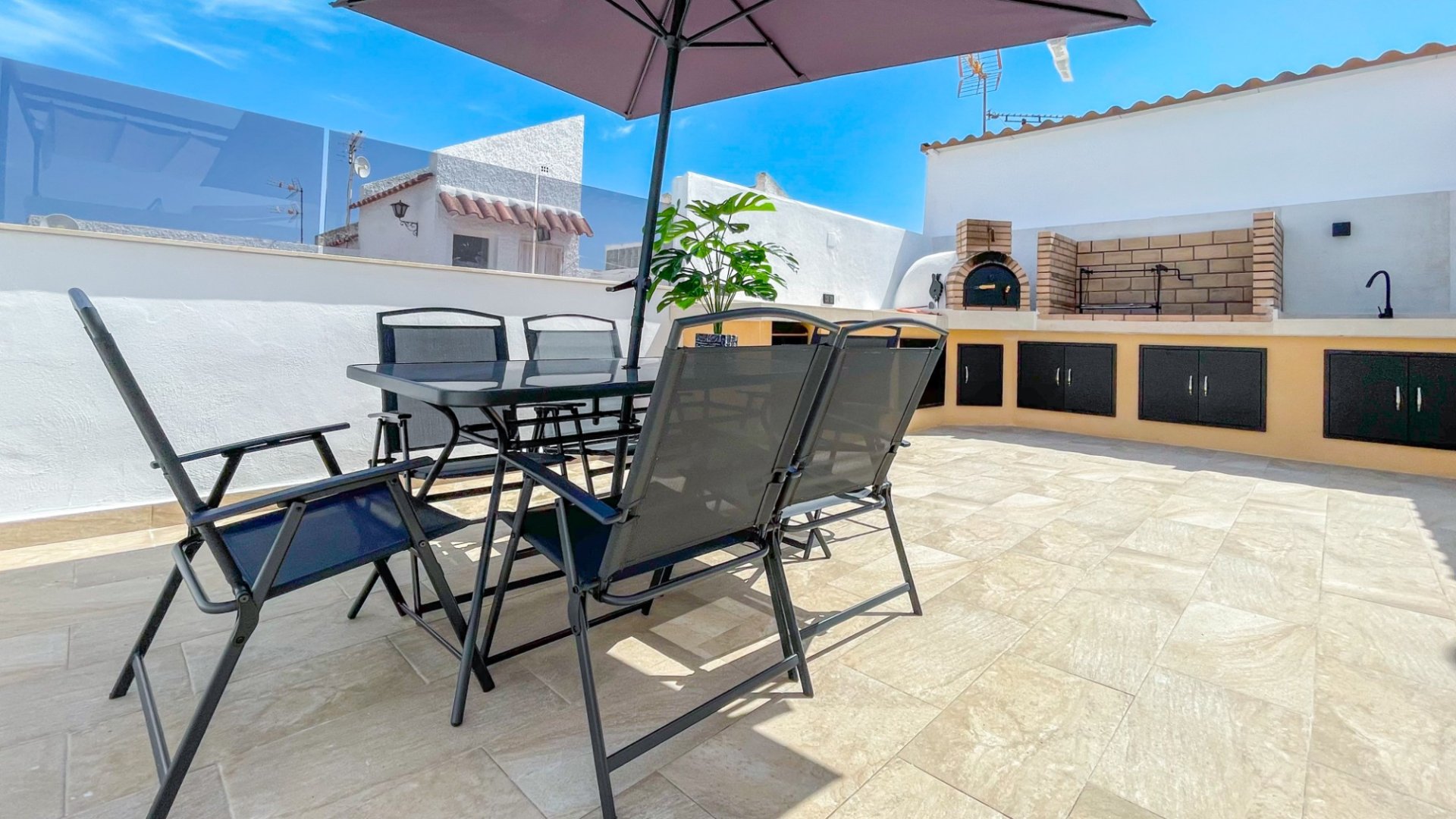 Reventa - Adosado -
Torrevieja - Nueva Torrevieja - Aguas Nuevas