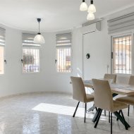 Reventa - Adosado -
Torrevieja - Nueva Torrevieja