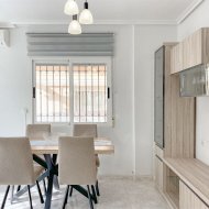 Reventa - Adosado -
Torrevieja - Nueva Torrevieja