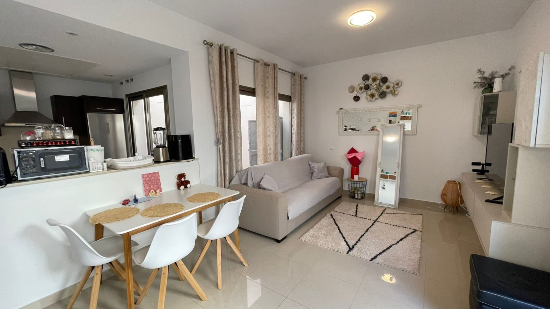 Reventa - Adosado -
Torrevieja - Punta Prima