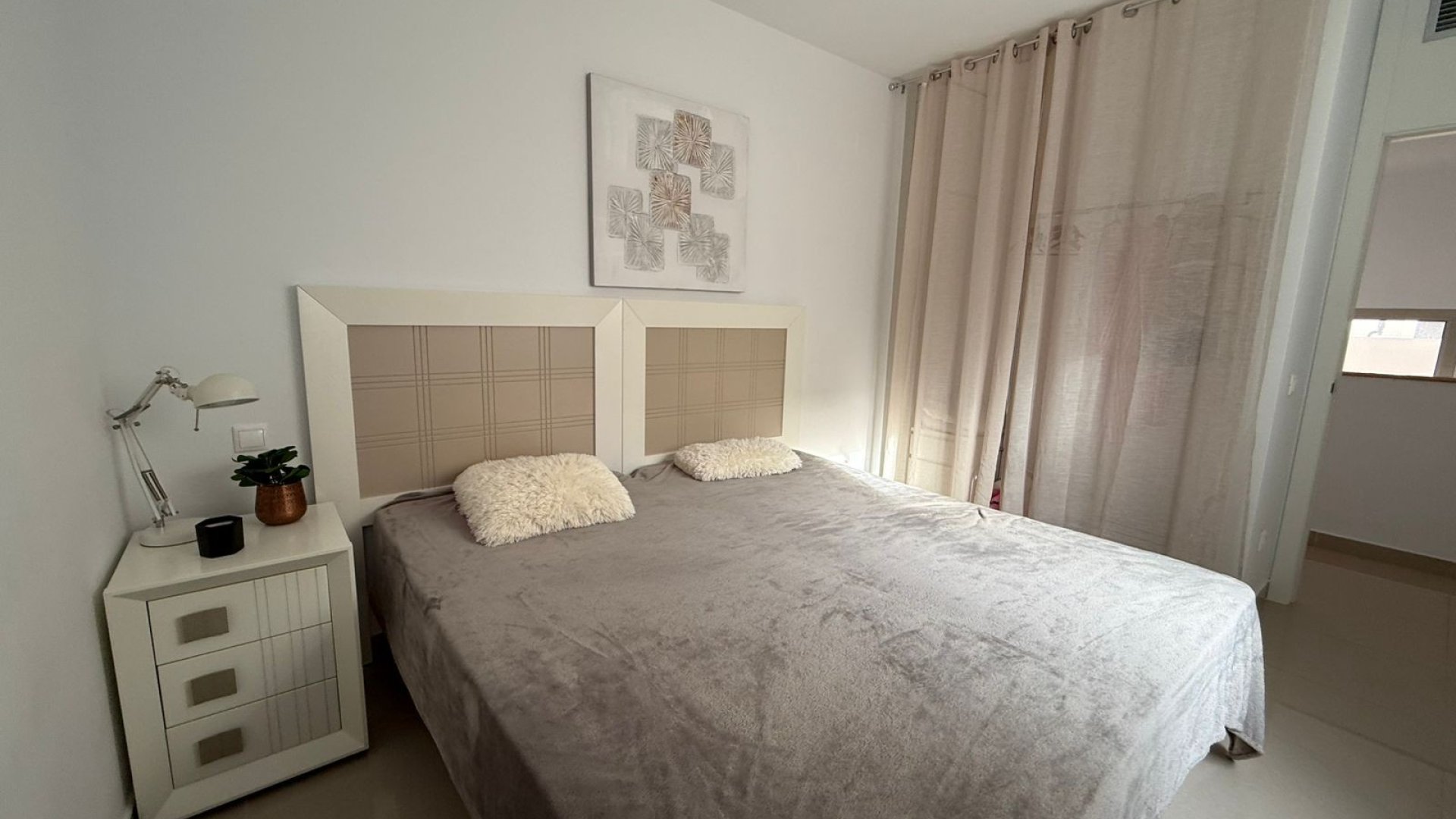 Reventa - Adosado -
Torrevieja - Punta Prima