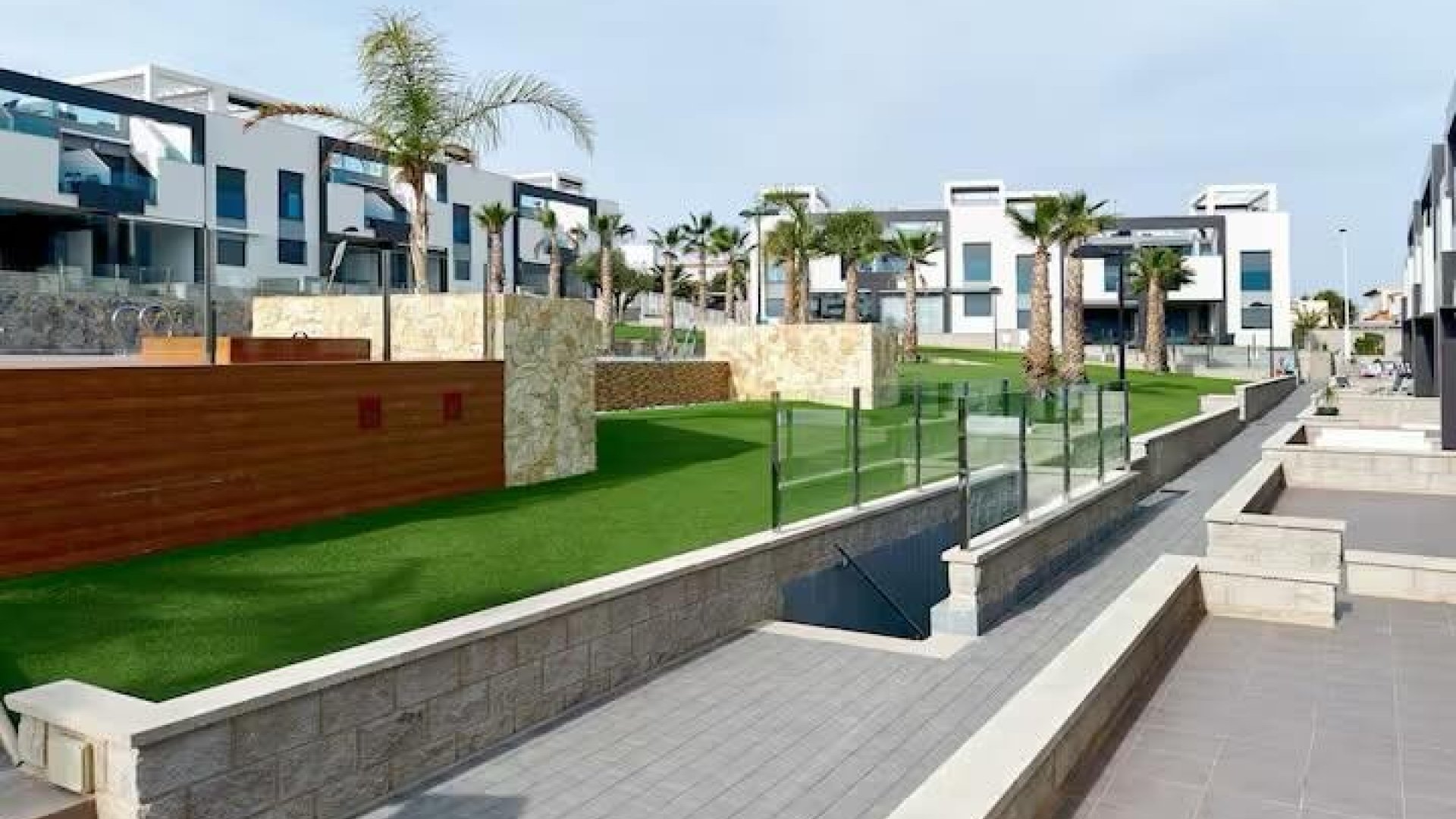 Reventa - Adosado -
Torrevieja - Punta Prima