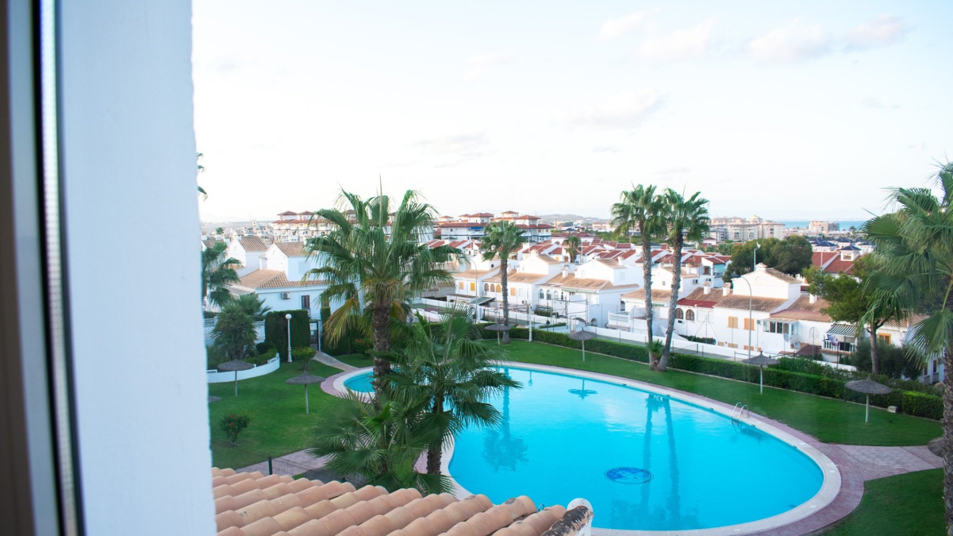 Reventa - Adosado -
Torrevieja - Torreblanca