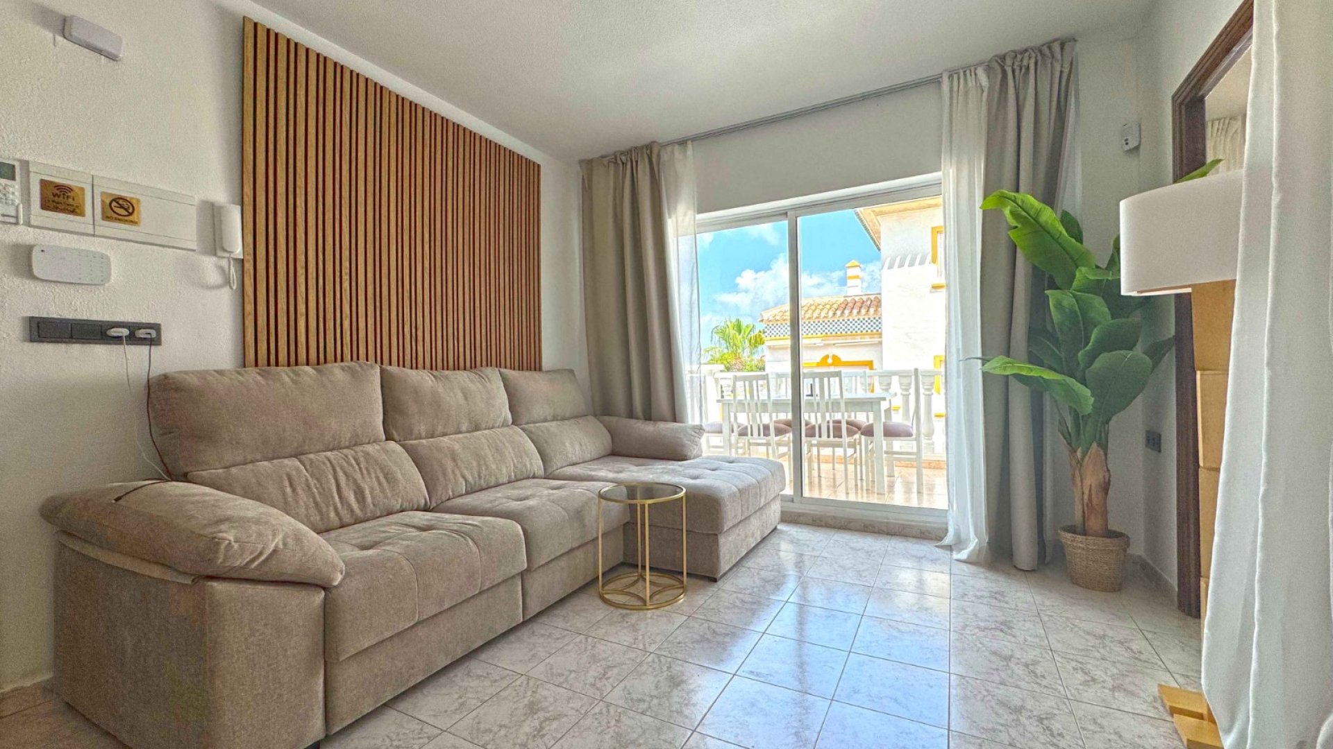 Reventa - Adosado -
Torrevieja - Torrelamata - La Mata