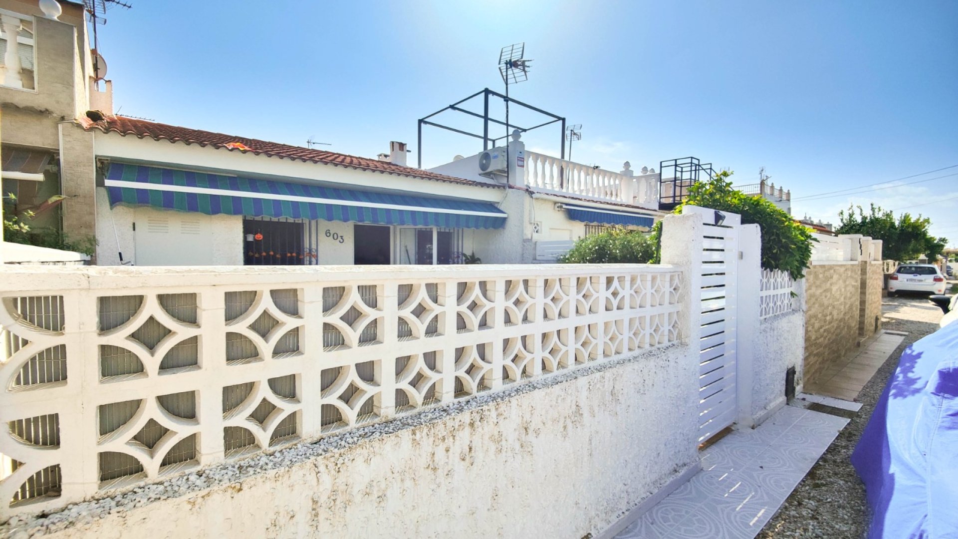 Reventa - Adosado -
Torrevieja - Torreta - Salado