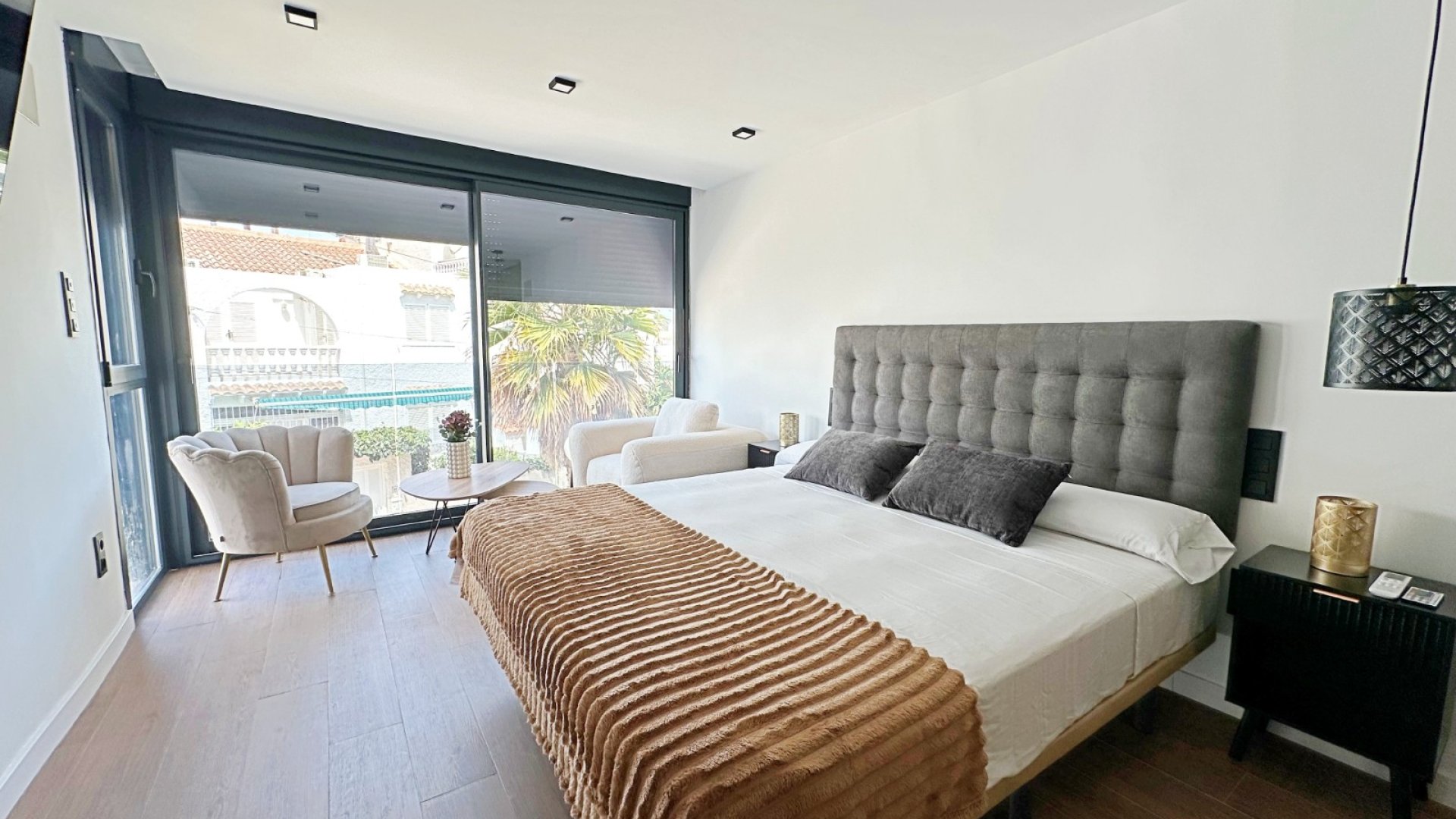 Reventa - Adosado -
Torrevieja - Torrevieja - Aguas Nuevas