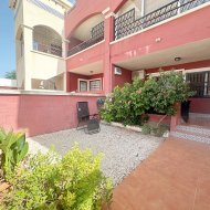 Reventa - Adosado -
Torrevieja