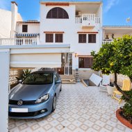 Reventa - Adosado -
Torrevieja