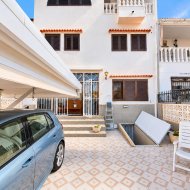 Reventa - Adosado -
Torrevieja