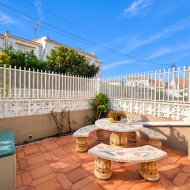 Reventa - Adosado -
Torrevieja