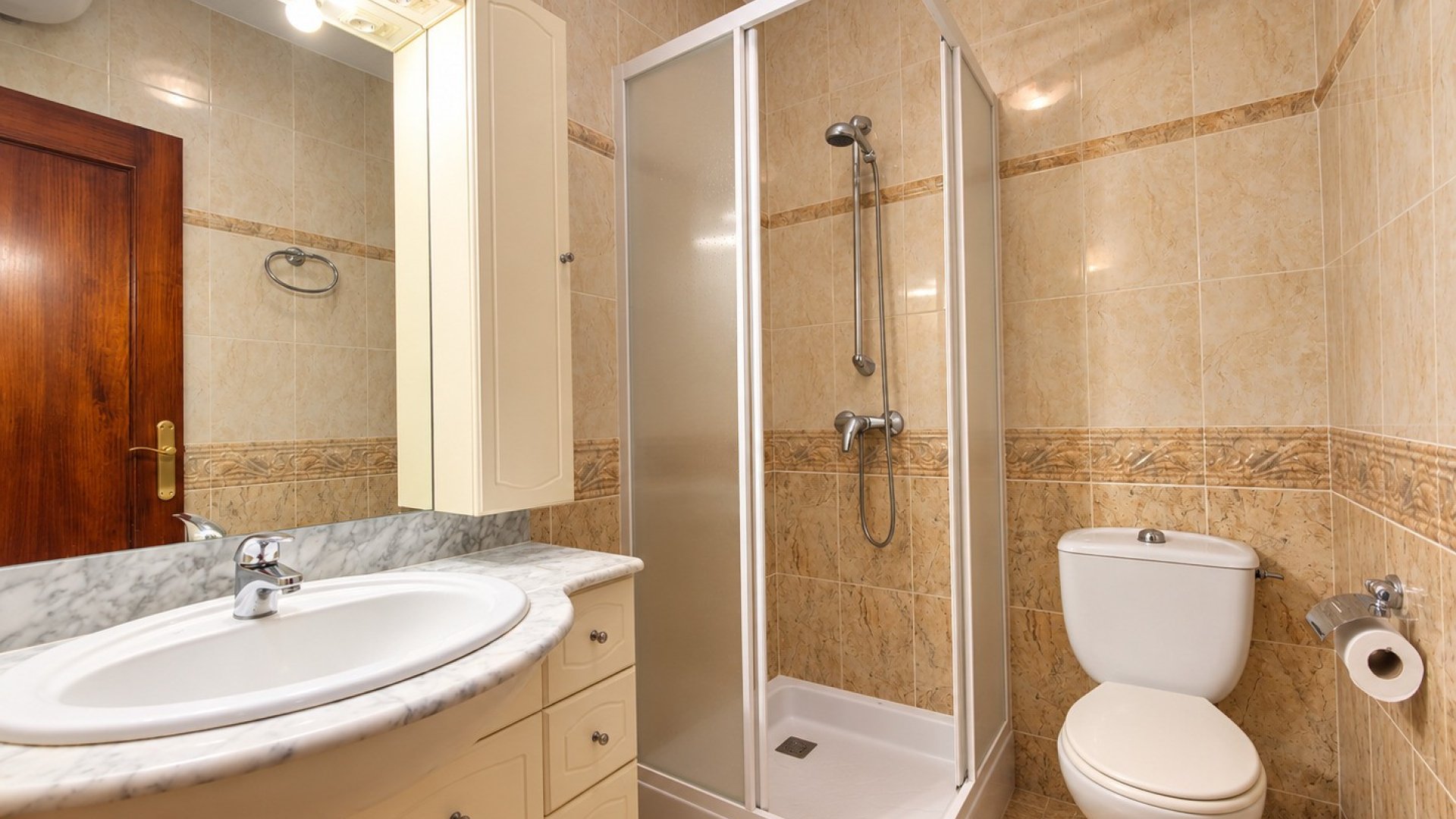 Reventa - Adosado -
Torrevieja