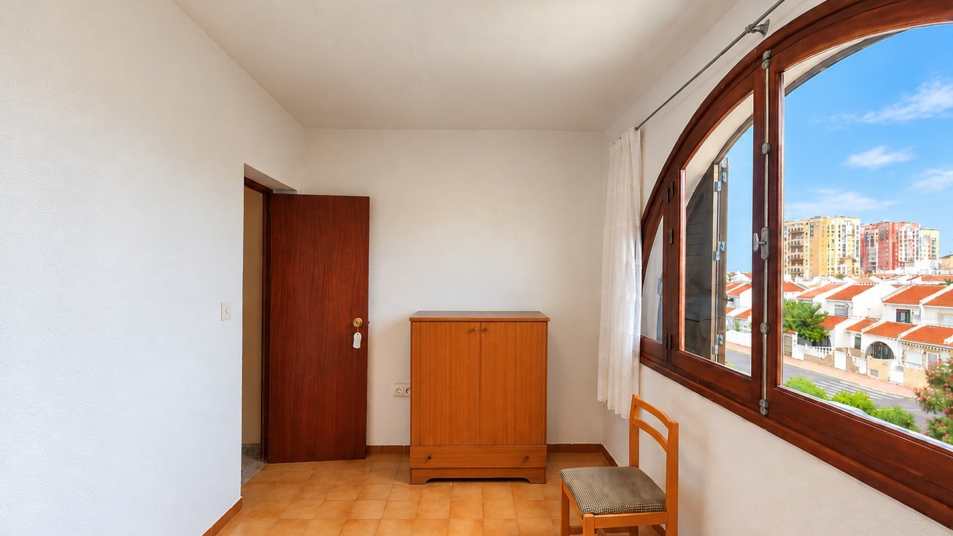 Reventa - Adosado -
Torrevieja