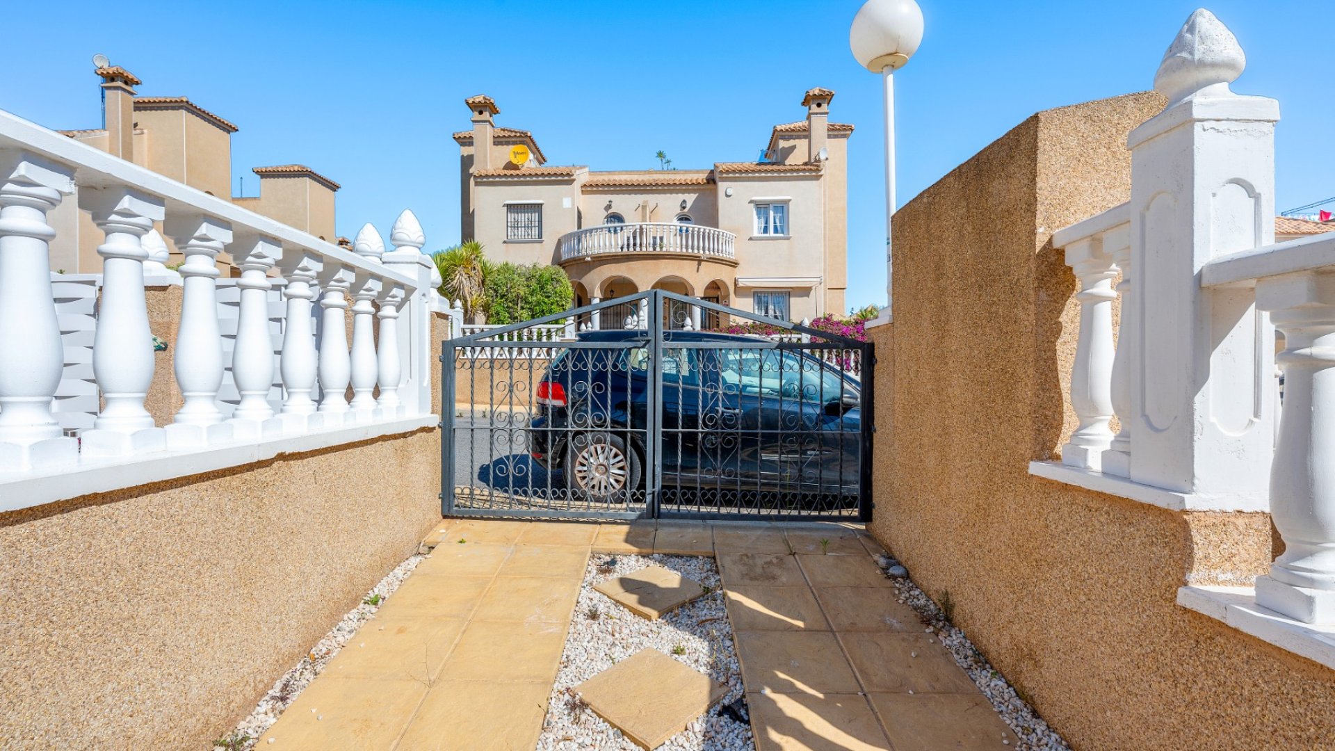 Reventa - Adosado -
Villamartín - Costa Blanca