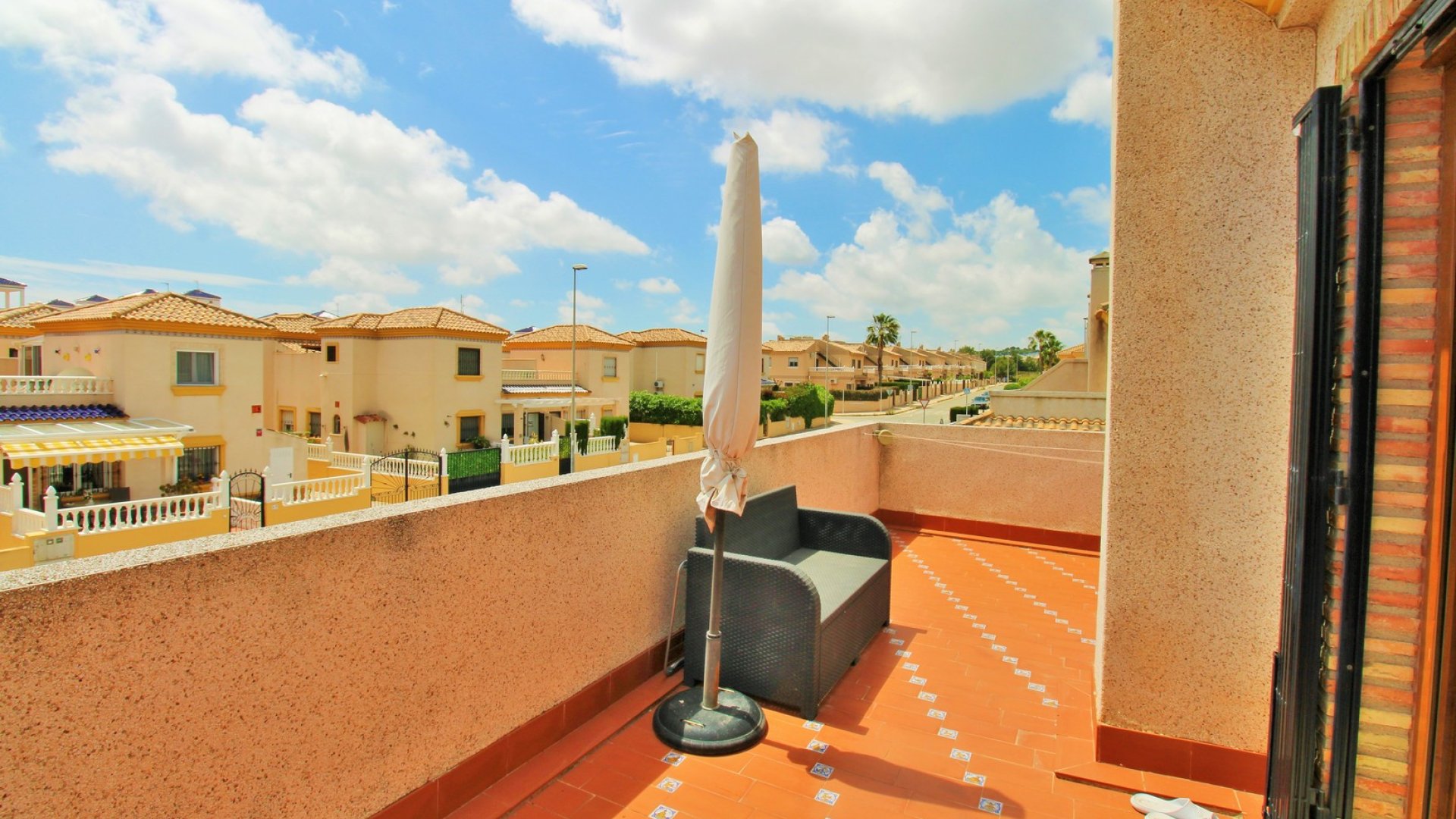 Reventa - Adosado -
Villamartín - PAU 8