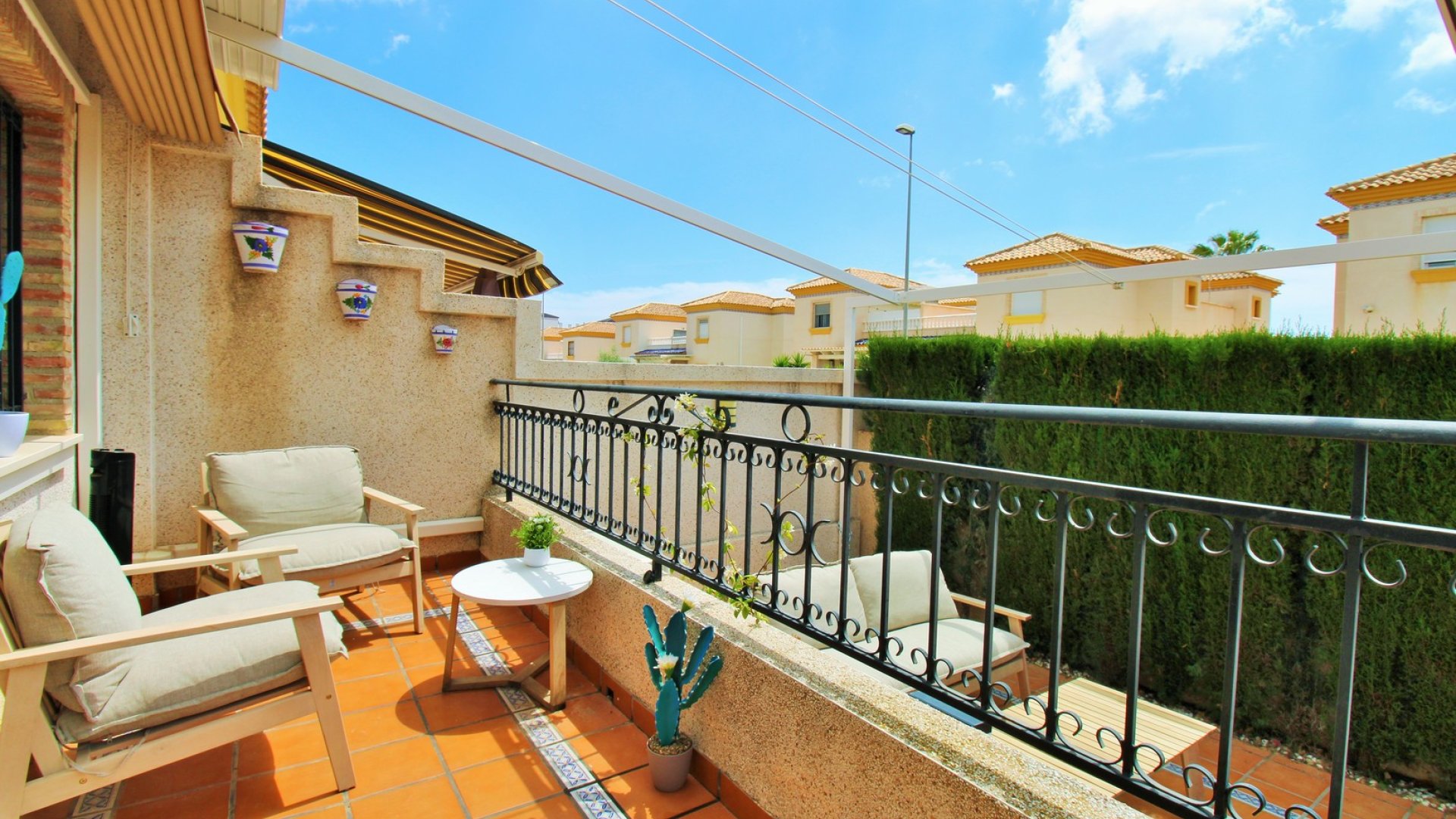 Reventa - Adosado -
Villamartín - PAU 8