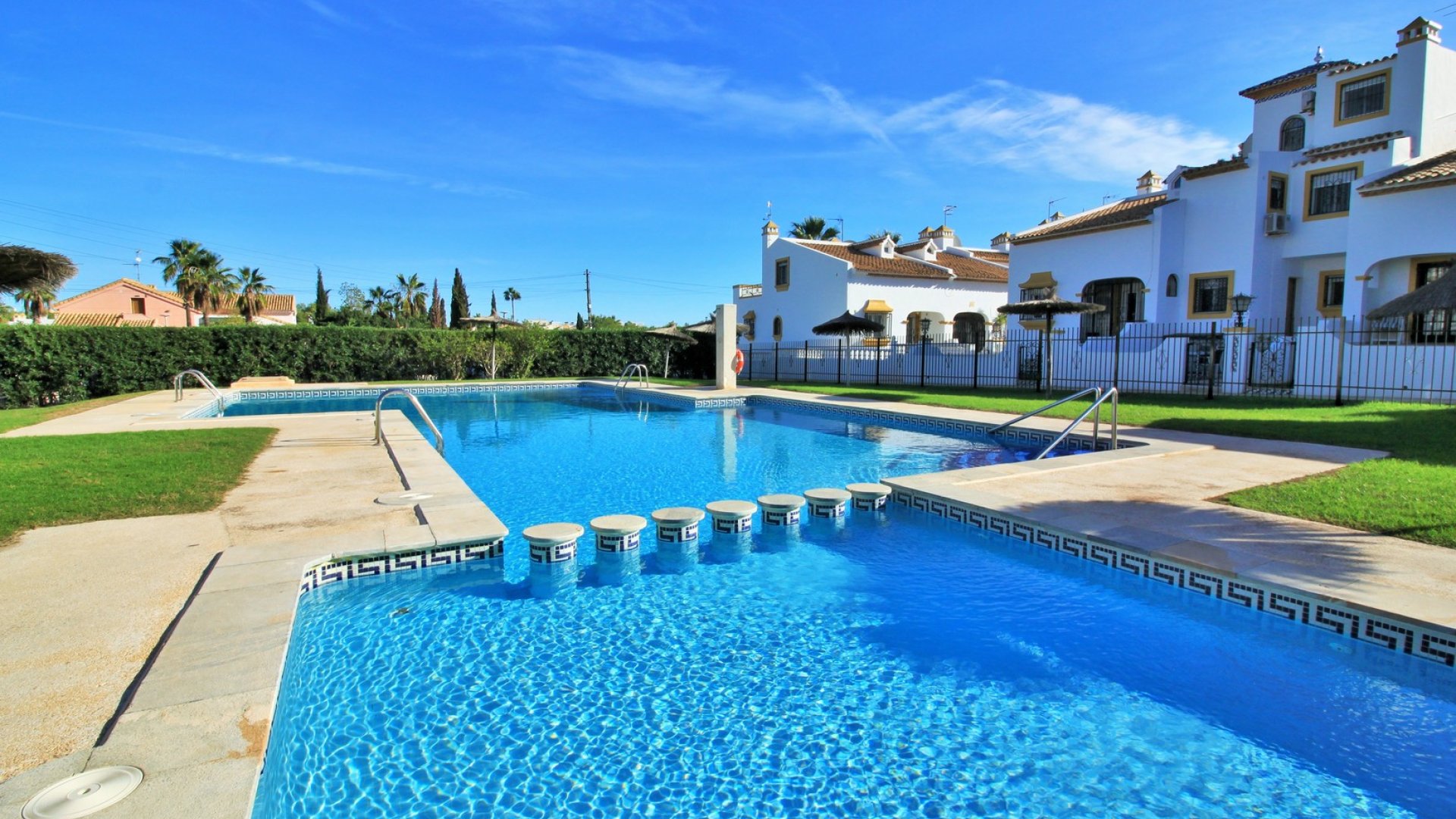 Reventa - Adosado -
Villamartín