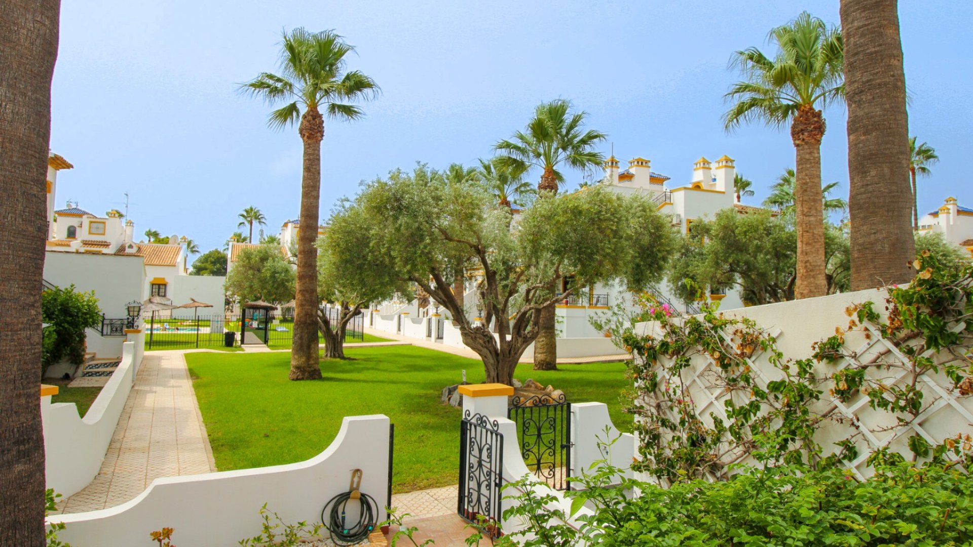 Reventa - Adosado -
Villamartín