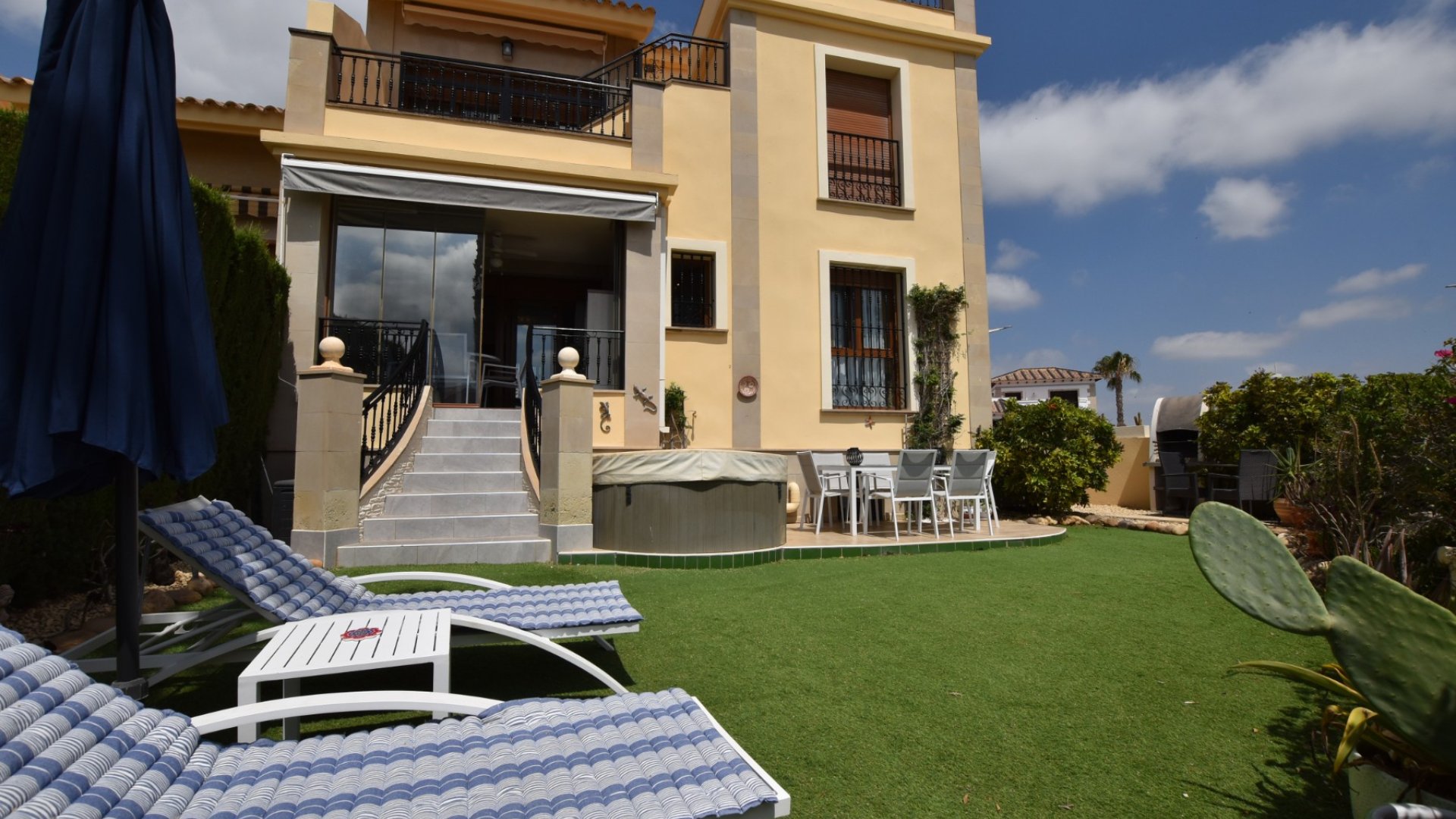 Reventa - Apartamentos -
Algorfa - La finca Golf