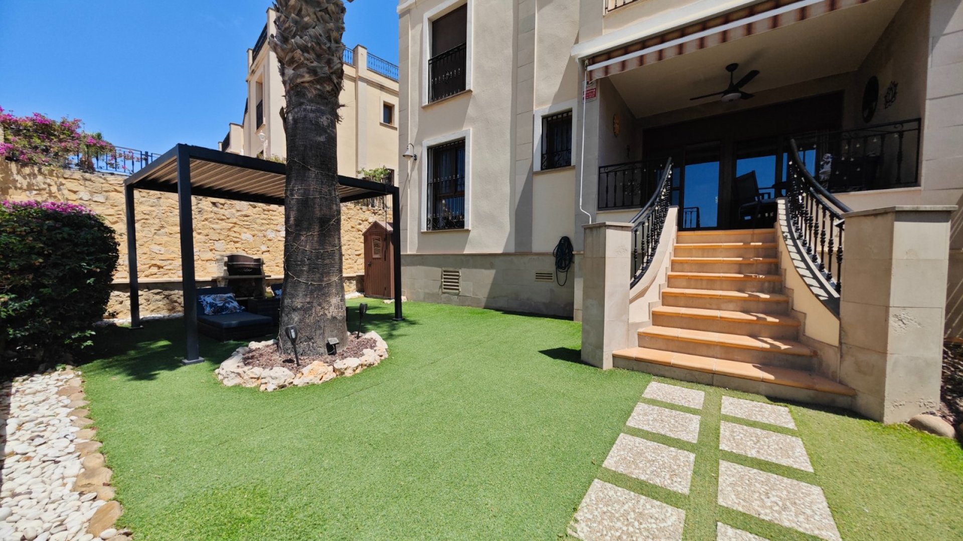 Reventa - Apartamentos -
Algorfa - La finca Golf